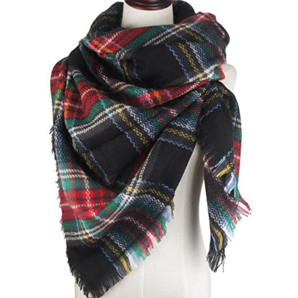 Wantable Accessories - Wantable Boutique NWT huge oversized plaid blanket scarf shawl fringe holiday